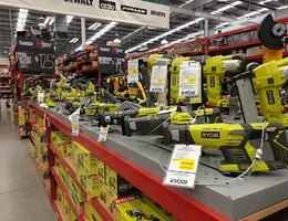 Bunnings Warehouse Hamilton