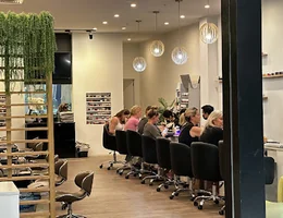 Kiwi NAILS and Spa Takapuna