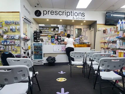 Photo Airport Oaks Pharmacy