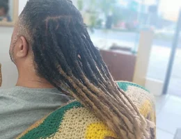 Queens Dreadlocks and Cuts ️