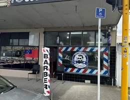 CUTTING CLUB BARBERS PAPATOE