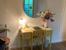 Petite Beauty Room