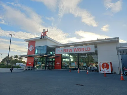 Photo New World Papatoetoe