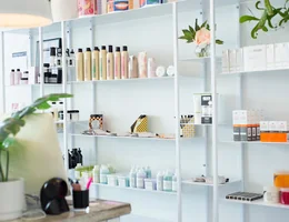 Frenchie & Co Hair + Beauty Bar Takapuna