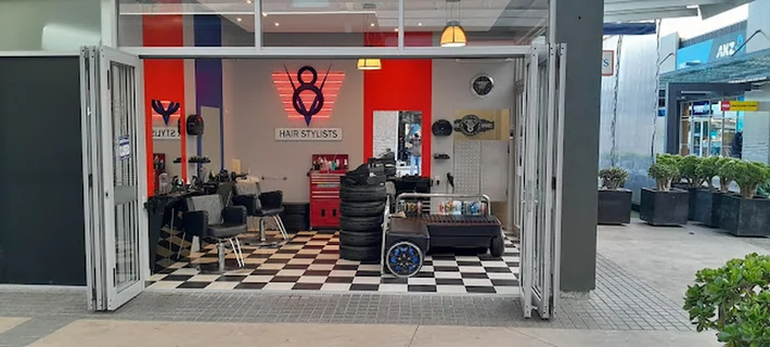 Photo V8 Barbers