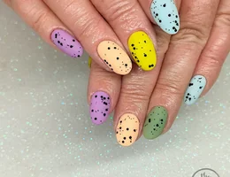 The Nail Vault: Nail Salon and Nail Training in Auckland