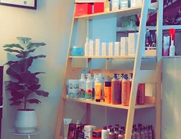 UNIQUE BEAUTY & HAIR STUDIO