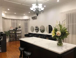 Andrew Mae Extensions & Hair Boutique