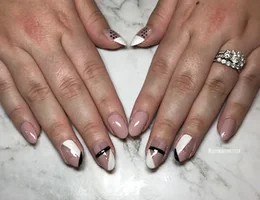 Lulus Beauty NZ - Expert Nail Artist