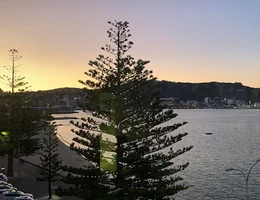 Caci Oriental Bay