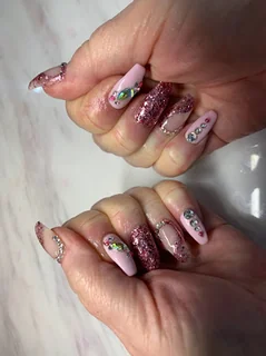 Photo Idol Nails And Beauty