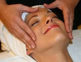 Saving Face Advanced Skin Clinic & Medi-spa