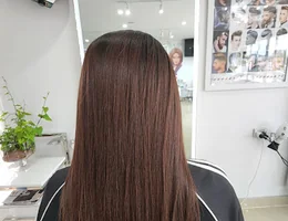 Xuan Unisex Hair Salon