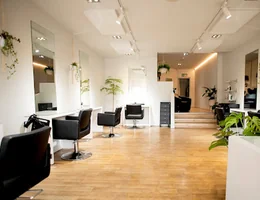 Yusukay Hair Studio