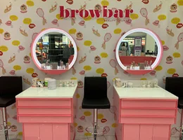 Benefit Cosmetics BrowBar lounge - Farmers Dunedin