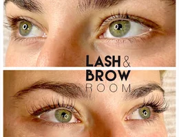 Lash & Brow Room