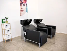 Aura Hair Spa